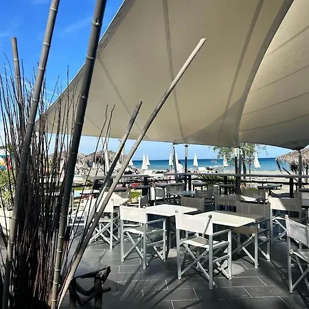 Limone Al Mare Apartment *